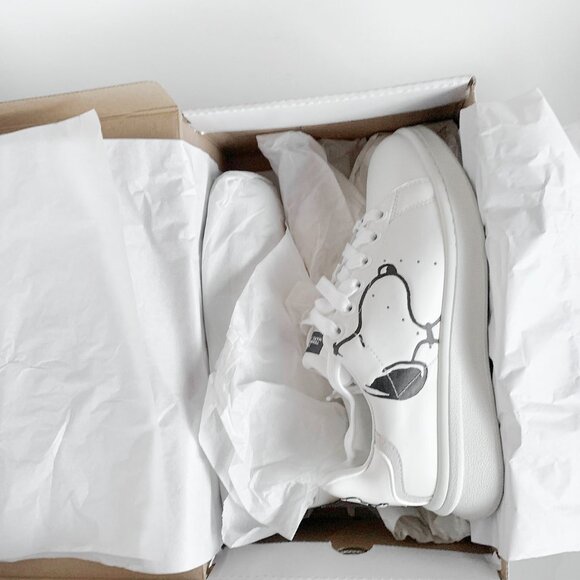 Marc Jacobs x Peanuts - Snoopy "The Tennis Shoe" White/Black Size: 9/39 - Picture 7 of 11